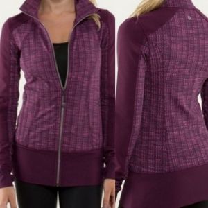 Lululemon Women's Size Small Collared Zip Up Define Jacket.